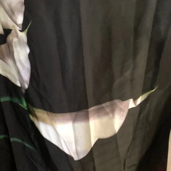 Victoria Beckham Target Women's Calla‎ Lily Black Scarf